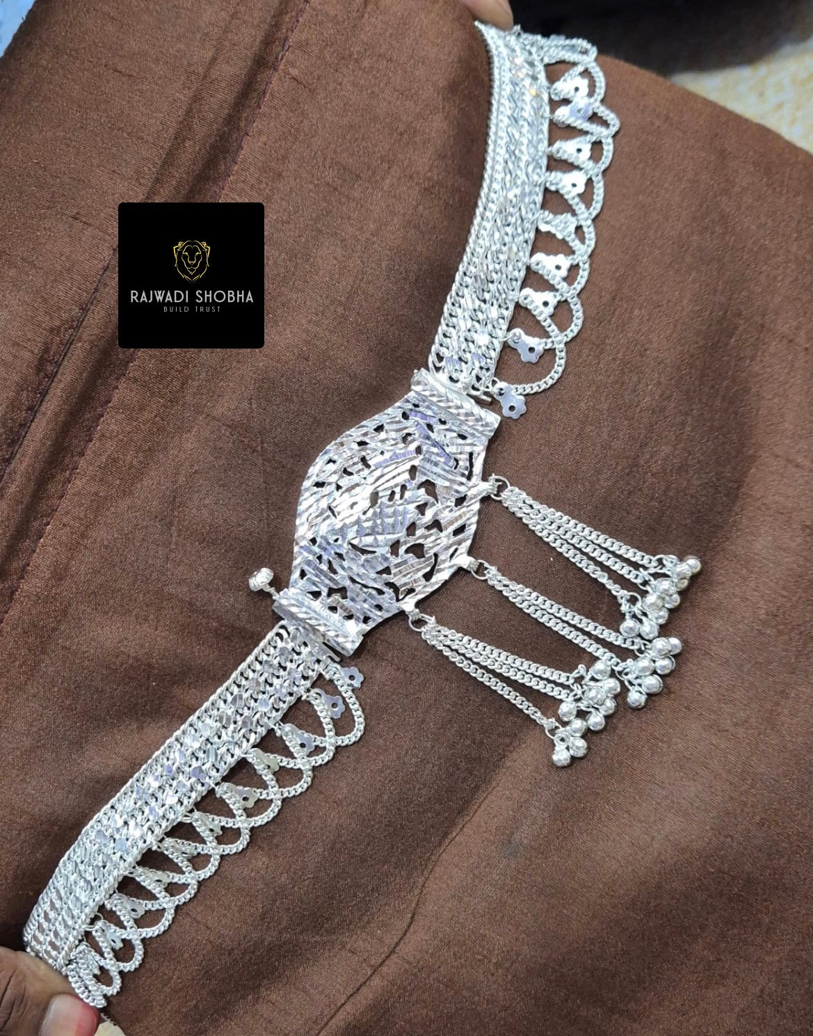 Silver-Plated Kamar Band , Beautifully complements any outfit